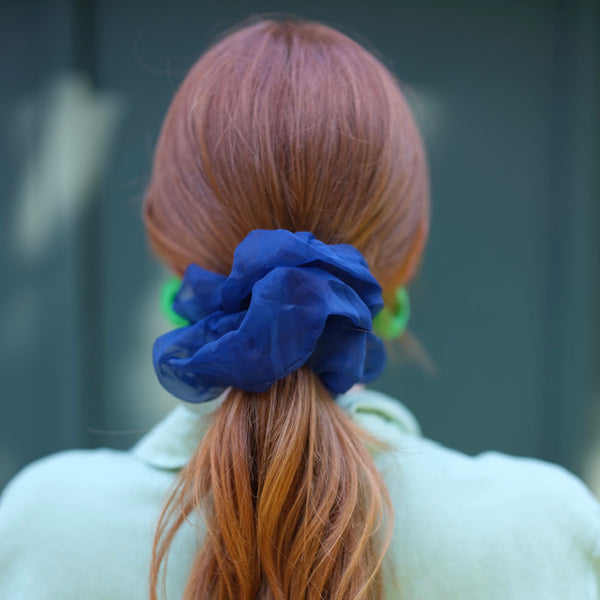 Lele Super Scrunchie (Set of 2)  in Navy and Iridescent